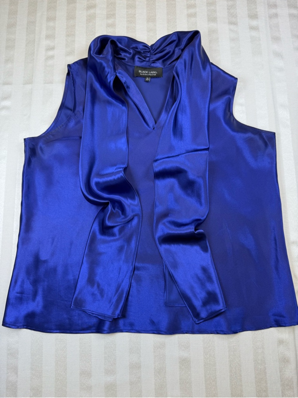 Black Label by Evan Picone XL Cobalt Blue Sleeveless Satin Tie Neck Blouse - Picture 11 of 11